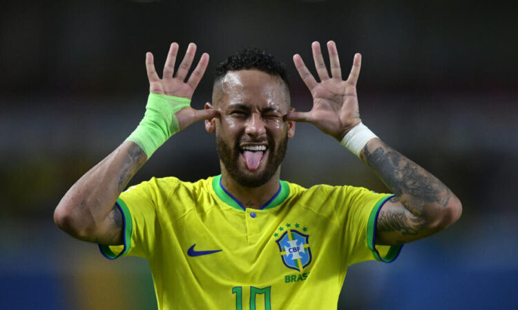 Brésil : Neymar dépasse Pelé comme meilleur buteur de la Seleçao