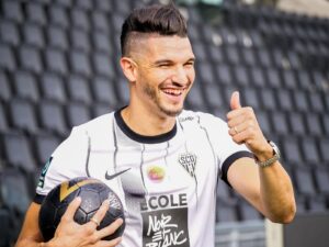 Il a finalement signé au SCO d'Angers : Ferhat fait volte-face au CR Belouizdad