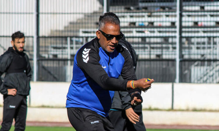 USM Khenchela : Le coach Nadir Leknaoui limogé