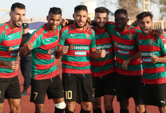 Ligue 1 (8e journée) : Le MCA ne s'arrête plus, le MC El Bayadh rejoint le PAC à la deuxième place