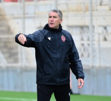 Juan Carlos Garrido, entraîneur de l’USM Alger : "Gagner pour assurer la qualification"