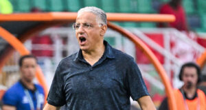 Pour avoir mis à nu le jeu de coulisses des Marocains dans la CAF : Adel Amrouche limogé par la Fédération tanzanienne