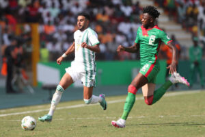 Algérie-Mauritanie : Mahrez débutera-t-il sur le banc ?