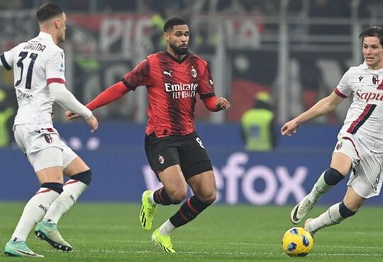 Serie A : L'AC Milan se contente d'un nul face à Bologne (vidéo)