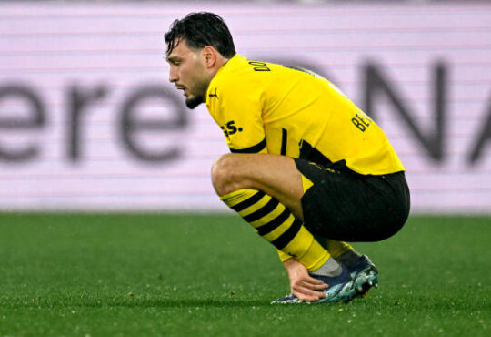Borussia Dortmund : Bensebaini dans le dur