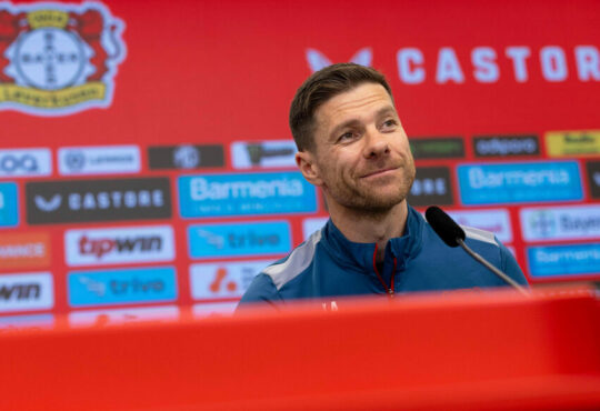 Bundesliga : Xabi Alonso restera l'entraîneur de Leverkusen la saison prochaine