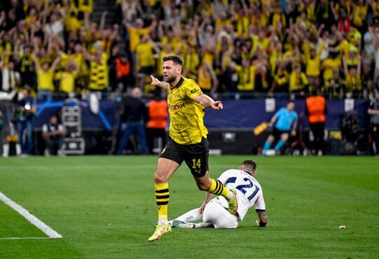Ligue des champions européenne (demi-finale aller) : Dortmund bat le PSG petitement (vidéo)