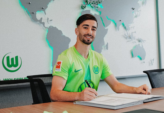 Officiel : Amoura signe à Wolfsburg