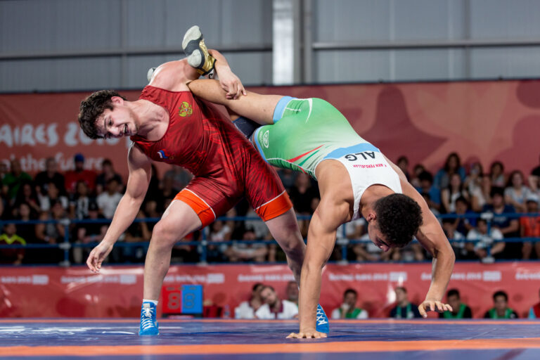 JO-2024 (Lutte Libre) : Les adversaires de Benferdjallah et Aouissi en 8es de finale connus