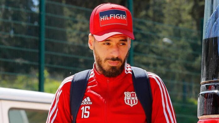 CR Belouizdad : Housseyn Selmi indisponible 45 jours