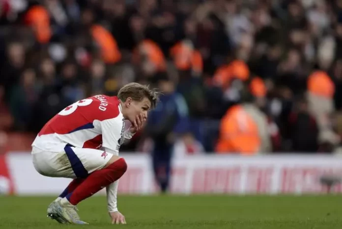 Premier League : Arsenal chute à domicile face à West Ham (vidéo)