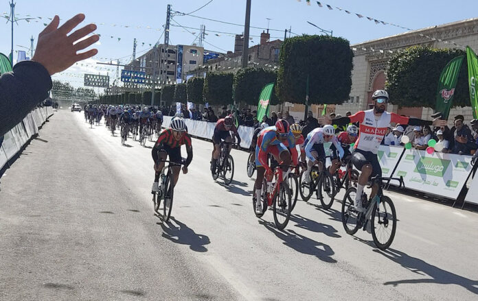 Tour d'Algérie cycliste 2025 : Hamza Yacine remporte la première étape