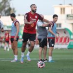 À deux jours du match amical face au Rwanda, la sélection nationale enregistre ses premières pertes. Himad Abdelli et Kevin Guitoun ont quitté le stage de l’équipe, sur décision du sélectionneur Vladimir Petkovic, après des examens médicaux.