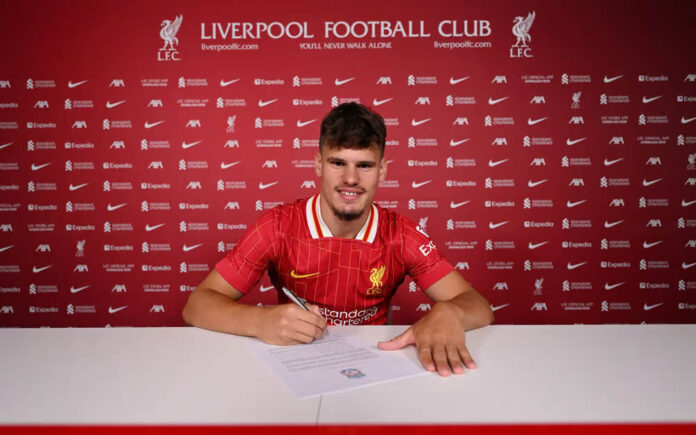 Liverpool : Milos Kerkez débarque de Bournemouth pour 47 millions euros