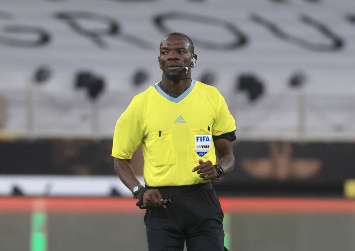 CHAN-2024 : Un arbitre ivoirien pour diriger le quart Algérie-Soudan