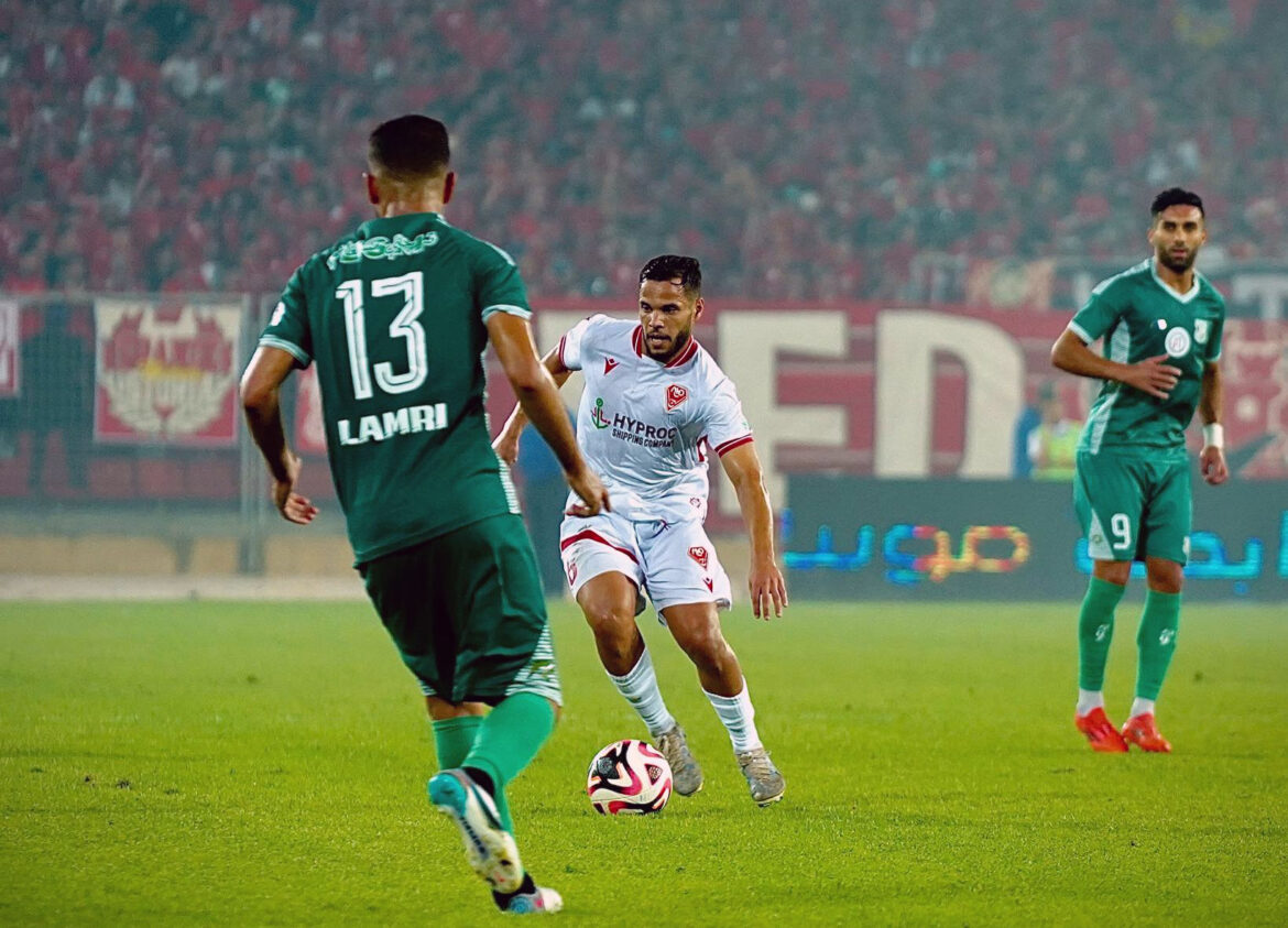 Ligue 1 (3e journée) : Le CSC fait chuter le MBR, l'Espérance tient bon à Oran grâce à M'Bolhi