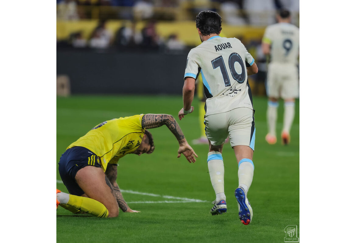 Al Ittihad : Houssem Aouar retrouve la lumière