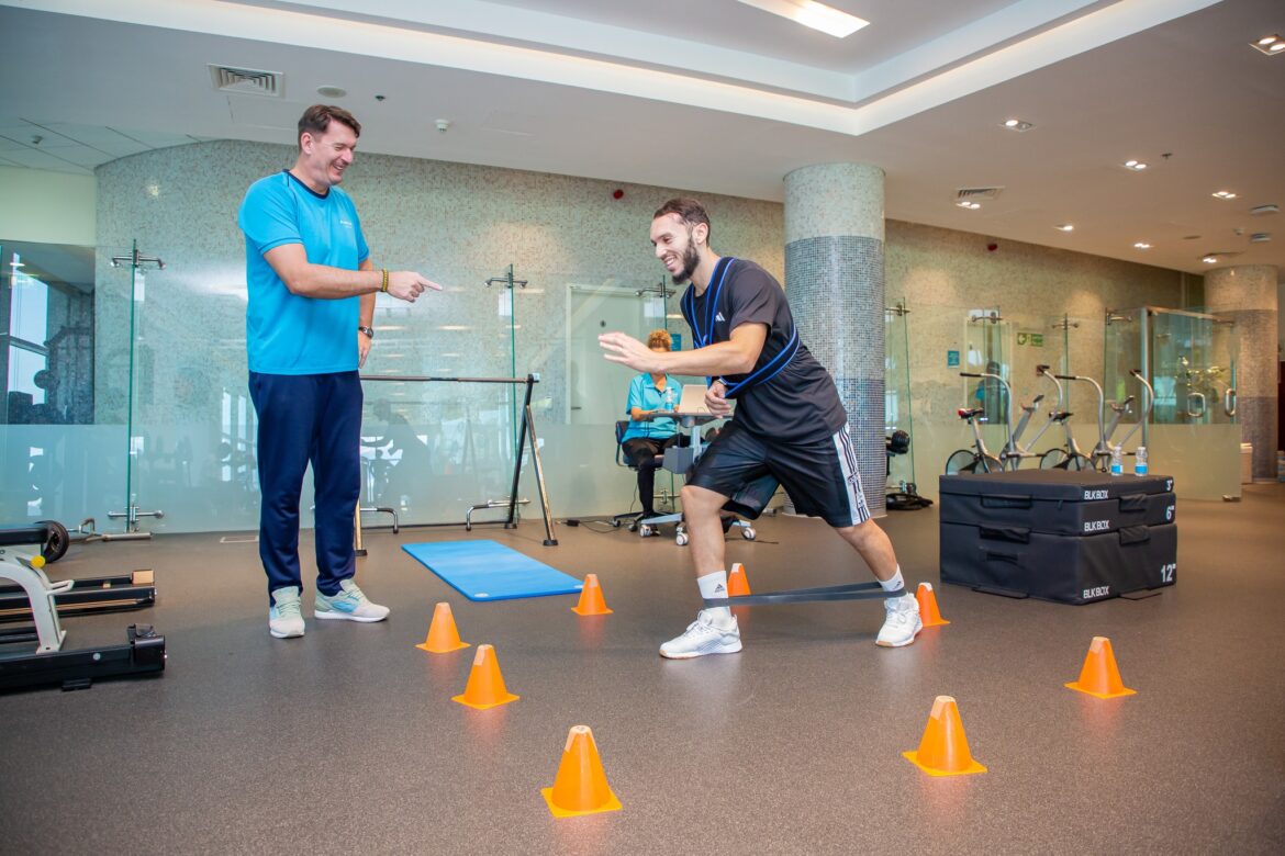 Équipe nationale : Gouiri entame sa rééducation au Centre d'Aspetar à Doha