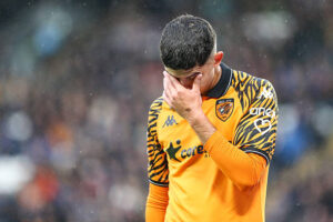 Nouveau coup dur pour l’espoir du football algérien : Belloumi, l’éternel combat contre les blessures