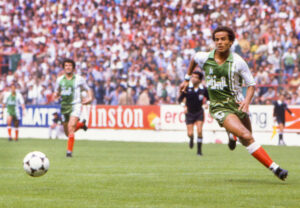 Belloumi ravive la mémoire de 1982 : "Face à l’Autriche, ce n’est pas un match comme les autres"