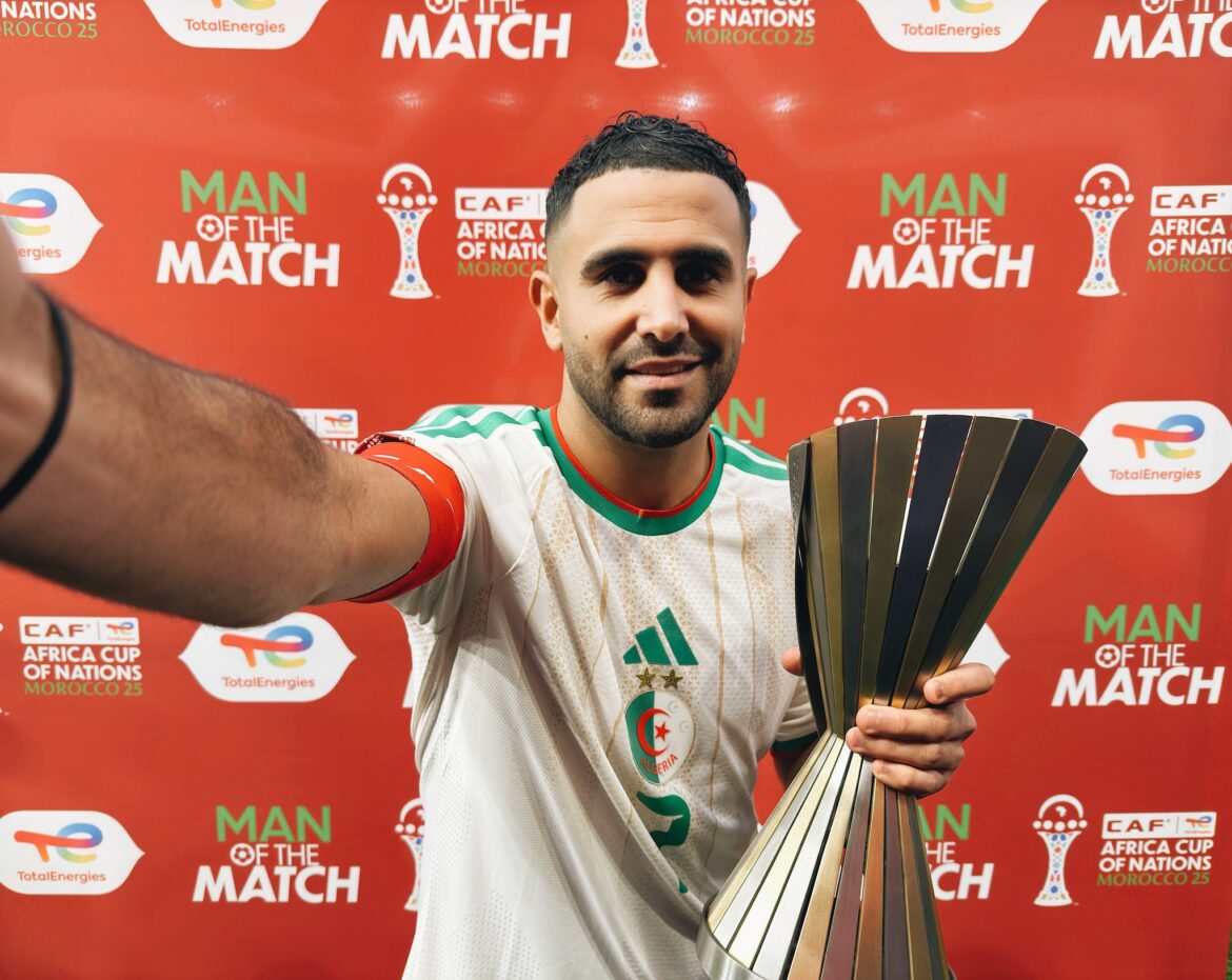 Algérie 3 - Soudan 0 : Mahrez homme du match