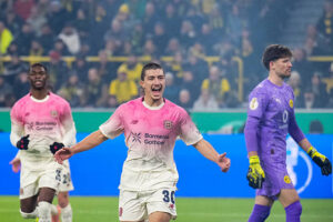 Coupe d'Allemagne : Leverkusen crucifie Dortmund grâce à Maza (vidéo)