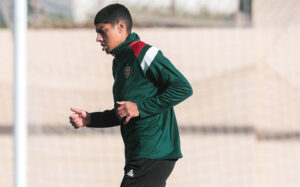 Boukholda fera ses débuts avec le MCA face à l'ESBA : "Hâte de disputer mon premier match"