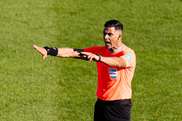 Algérie – RD Congo : La désignation de l'arbitre Mohamed Maârouf suscite une attention particulière