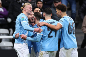 Manchester City : Aït Nourri passeur décisif en League Cup (vidéo)