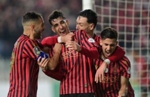 Coupe de la Confédération : L'USM Alger décroche son billet pour les demi-finales
