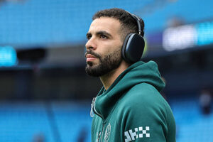Manchester City : Aït Nouri poussé vers la sortie ?
