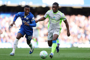 Premier League : Manchester City corrige Chelsea et relance la course au titre (vidéo)