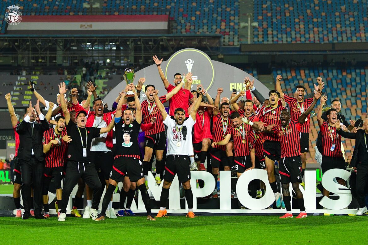 L'USMA remporte la Coupe de la Confédération au Cairo Stadium : Du "nif" sur le Nil