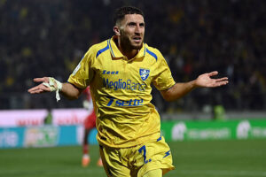 Italie : Ghedjemis buteur, Frosinone accède en Serie A
