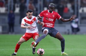 Ligue 1 (mise à jour) : Le CRB pour s'emparer de la troisième place, l'USMA pour enchaîner