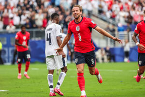 Mondial-2026 : L'Angleterre termine en tête de son groupe (vidéo)