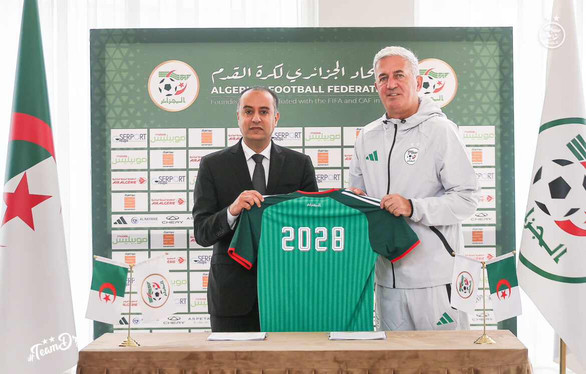 Officiel : Petkovic prolonge à la tête des Verts