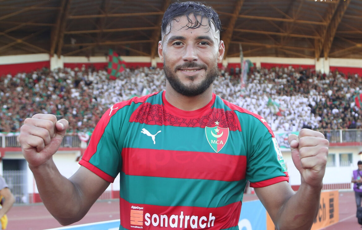 MC Alger : Accord de principe avec Youcef Belaïli