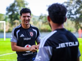 Al Ahly : Monsef Bakrar rejoint ses nouveaux coéquipiers en Espagne