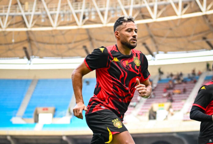 Belaïli titulaire et capitaine : L'ES Tunis ignore les menaces du Mouloudia