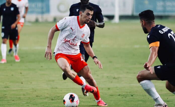 Amical : Le CRB et le Stade Tunisien se neutralisent Amical : Le CRB et le Stade Tunisien se neutralisent