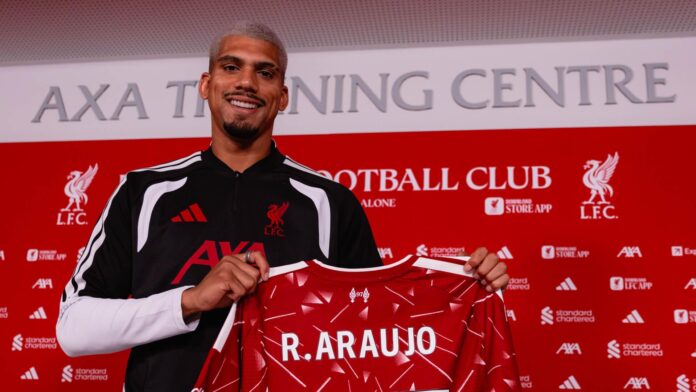 FC Barcelone : Ronald Araujo prêté à Liverpool