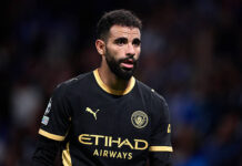 Manchester City : Rayan Aït-Nouri s’enfonce dans l’impasse Manchester City : Rayan Aït-Nouri s'enfonce dans l'impasse