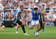 Passeur décisif face à Newcastle : Belloumi continue de briller en Premier League (Vidéo) Passeur décisif face à Newcastle : Belloumi continue de briller en Premier League (Vidéo)
