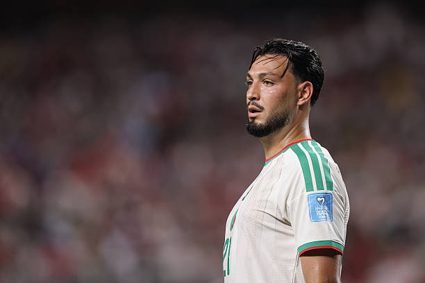 Après le départ à la retraite de Mahrez et Mandi : Bensebaïni parti pour hériter du brassard de capitaine des Verts Après le départ à la retraite de Mahrez et Mandi : Bensebaïni parti pour hériter du brassard de capitaine des Verts