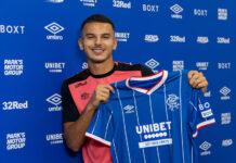 Badredine Bouanani rejoint les Glasgow Rangers : « Je suis très heureux d’être ici » Badredine Bouanani rejoint les Glasgow Rangers : « Je suis très heureux d'être ici »