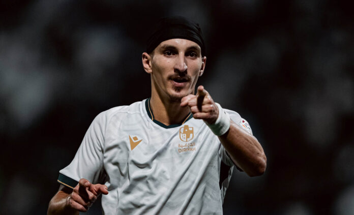 Saudi Pro League : Un Boulbina étincelant porte Al Diriyah vers le succès (Vidéo)
