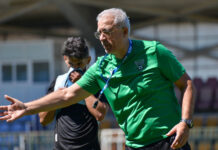 Mondher Kebaier après la débâcle du CSC à Sétif : « Nous assumons tous la responsabilité de cette défaite » Mondher Kebaier après la débâcle du CSC à Sétif : « Nous assumons tous la responsabilité de cette défaite »