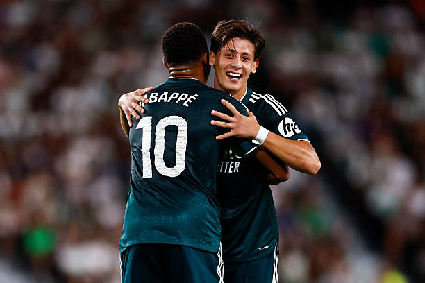 Liga : Le Real s'est fait peur à Elche (Vidéo) Liga : Le Real s'est fait peur à Elche (Vidéo)