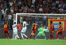 Serie A : La Roma et l’Inter dos à dos au terme d’un choc renversant (Vidéo) Serie A : La Roma et l'Inter dos à dos au terme d'un choc renversant (Vidéo)